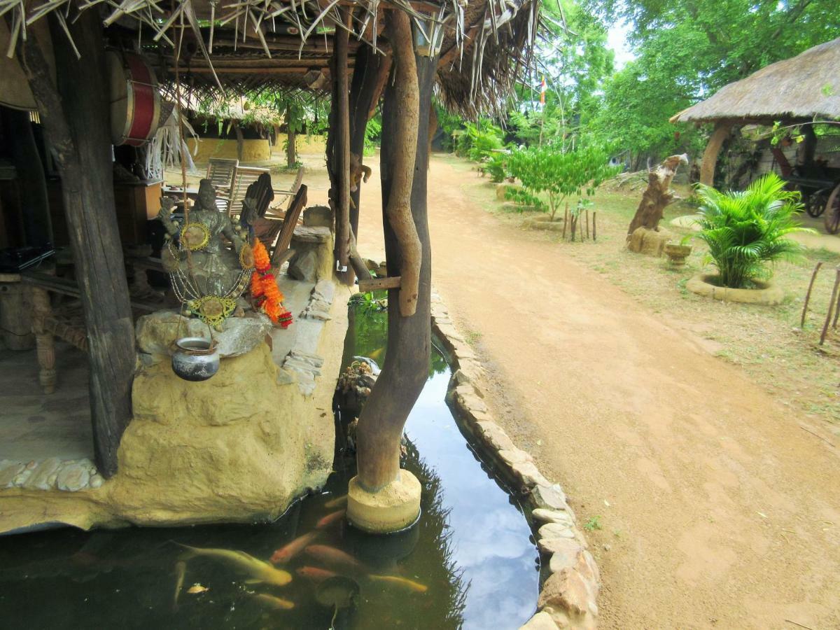 Humbhaha jungle nature eco resort Kataragama Exterior foto