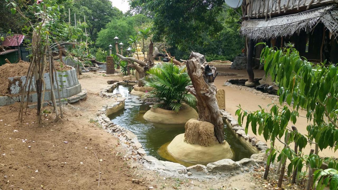 Humbhaha jungle nature eco resort Kataragama Exterior foto